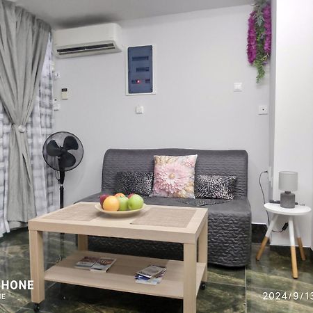 Green Home เอเธนส์ ภายนอก รูปภาพ